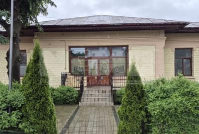 Spațiu comercial, de 150 mp, în Burdujeni