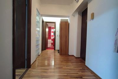 Apartament cu 2 camere decomandat în Trocadero - 11