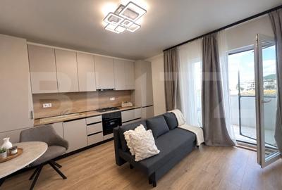 Apartament cu 2 camere semidecomandat, mobilat în Florești