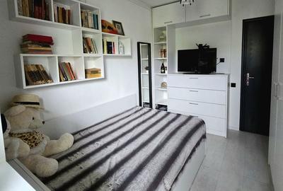 Apartament cu 3 camere decomandat în Crângași - 12