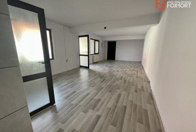 Spațiu comercial, de 10 mp, în Central