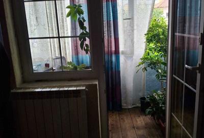 Garsonieră semidecomandată în 9 Mai - 1