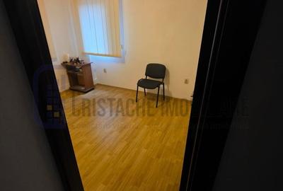 Apartament cu 5 camere decomandat în Basarabia