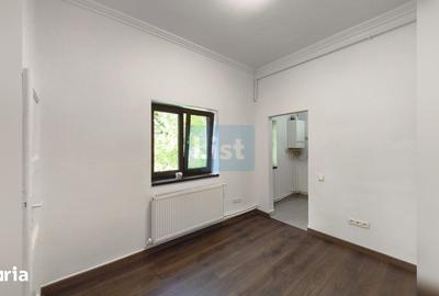 Spațiu comercial, de 58 mp, în Central - 7