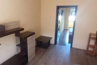 Apartament cu 2 camere semidecomandat în Tomis III