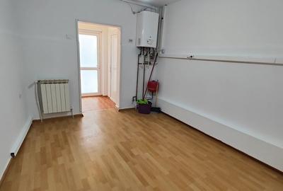 Casă individuală cu 6 camere cu Teren 115 Mp în Decebal - 10