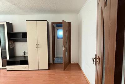 Apartament cu 2 camere nedecomandat în Central
