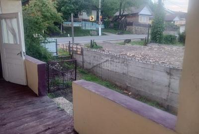 Casă cu 4 camere în Tulnici - 2