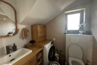 Casă cu 3 camere în Central