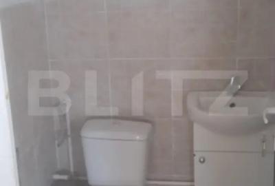 Spațiu comercial, de 370 mp, în Central - 8