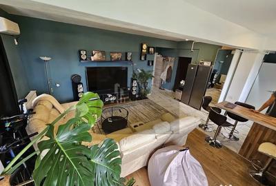 Apartament cu 2 camere decomandat în Metalurgiei