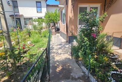 Casă cu 3 camere cu Teren 226 Mp în Brestei