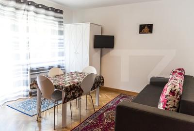 Apartament cu 2 camere semidecomandat, mobilat în Centrul Istoric