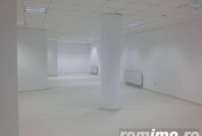 Spațiu comercial, de 140 mp, în Amzei