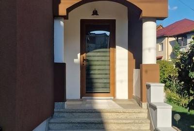 Casă cu 3 camere cu Teren 100 Mp în Valea Roșie
