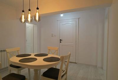 Apartament cu 2 camere decomandat, mobilat în Central