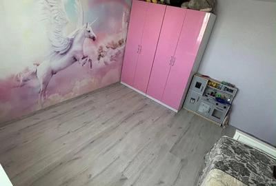 Casă cu Teren 654 Mp în Giroc