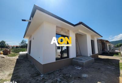 Casă cu 4 camere cu Teren 399 Mp în Micești