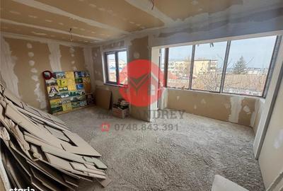 Casă cu 4 camere în Ultracentral