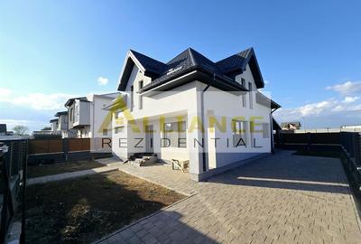 Casă cu 5 camere cu Canalizare în Berceni