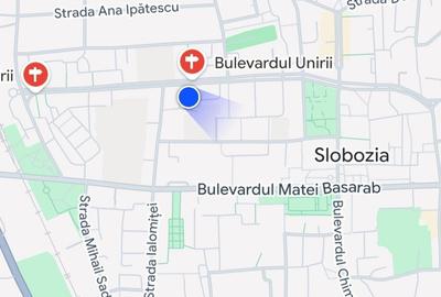 Apartament cu 3 camere decomandat în Exterior Vest