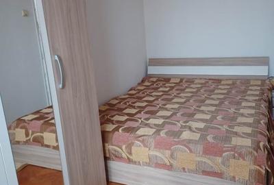 Apartament cu 3 camere semidecomandat în Central - 3