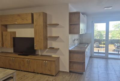 Apartament cu 2 camere decomandat în Exterior Vest