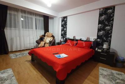 Apartament cu 2 camere semidecomandat în Vasile Aaron