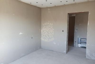 Casă individuală cu 4 camere cu Canalizare în Vest - 2