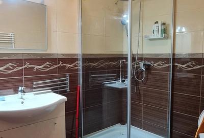 Apartament cu 3 camere decomandat, mobilat în Hipodrom 4 - 4