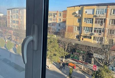 Apartament cu 5 camere decomandat în Central