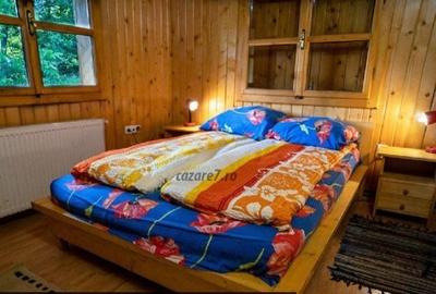 Casă cu 4 camere în Chiuzbaia