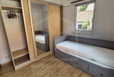 Apartament cu 3 camere semidecomandat, mobilat în Central - 5
