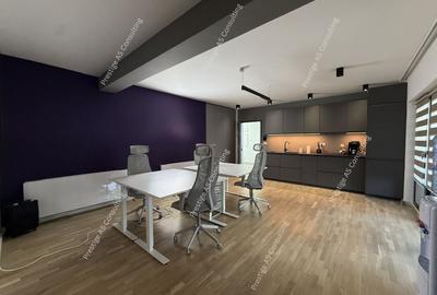 Apartament cu 3 camere semidecomandat, mobilat în Aradului