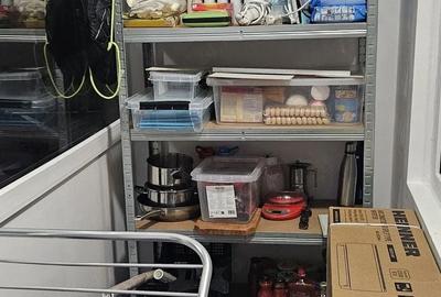 Garsonieră, mobilată în Far