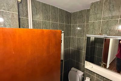 Apartament cu 4 camere decomandat în Central - 1