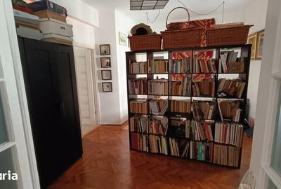 Apartament cu 2 camere în Centrul Civic