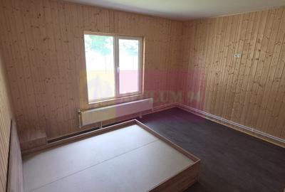 Casă individuală cu 4 camere cu Canalizare în Brebu - 11
