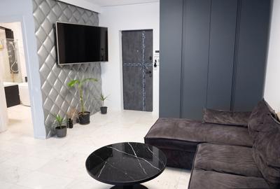Apartament cu 2 camere semidecomandat, mobilat în Borhanci