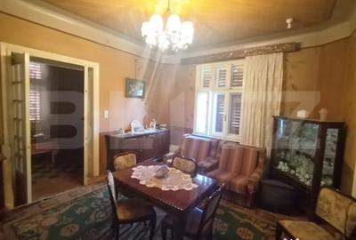 Casă cu 4 camere cu Teren 740 Mp în Cetate - 4