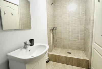 Apartament cu 3 camere în Central - 2