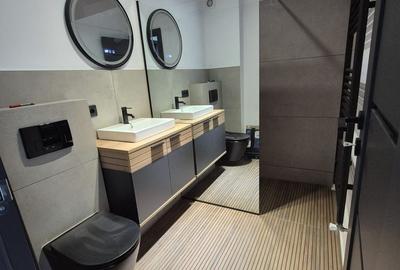 Apartament cu 3 camere decomandat în Calea Dumbrăvii