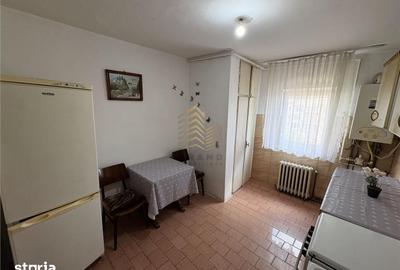 Apartament cu 3 camere decomandat în Central - 10