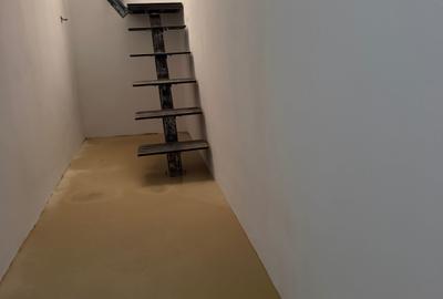 Casă cu 4 camere în Ultracentral