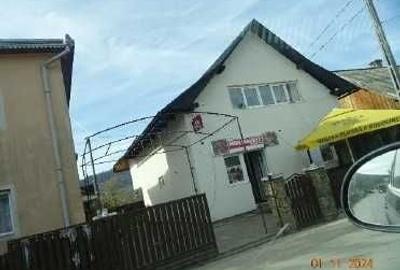 Casă cu 3 camere în Plutonița