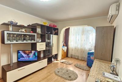 Apartament cu 2 camere în Micro 40
