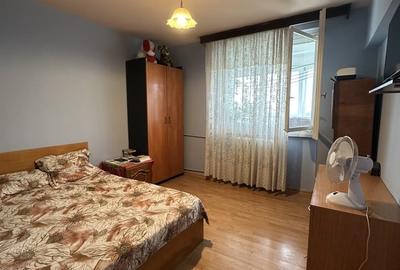 Apartament decomandat în Costin Georgian - 12