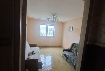 Apartament semidecomandat în Bartolomeu