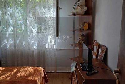 Apartament cu 2 camere semidecomandat în Giurgiului
