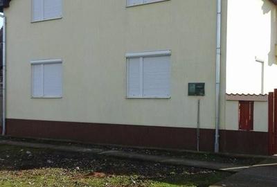 Casă cu 5 camere cu Teren 1503 Mp în Zărand - 7